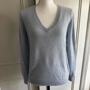 NORDSTROM Soft Light Blue V-Neck 100% Cashmere Sweater